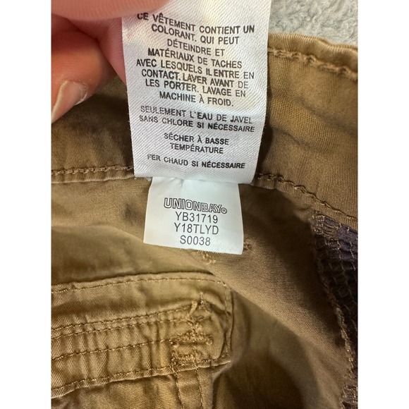 Union Bay Shorts Mens 40 Brown Cargo Outdoor Hiking Gorpcore Normcore Casual - Picture 11 of 12
